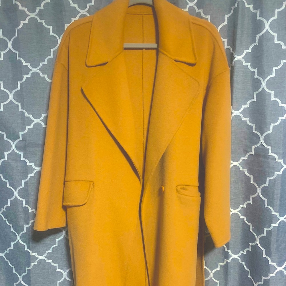 Women’s Blazer Jacket, Very warm and sporty.